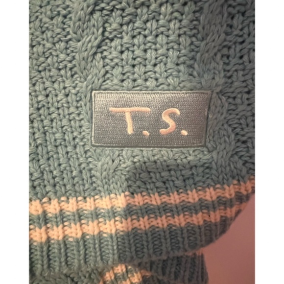 Taylor Swift 1989 TV Cardigan - Size XL/2XL - Picture 3 of 4